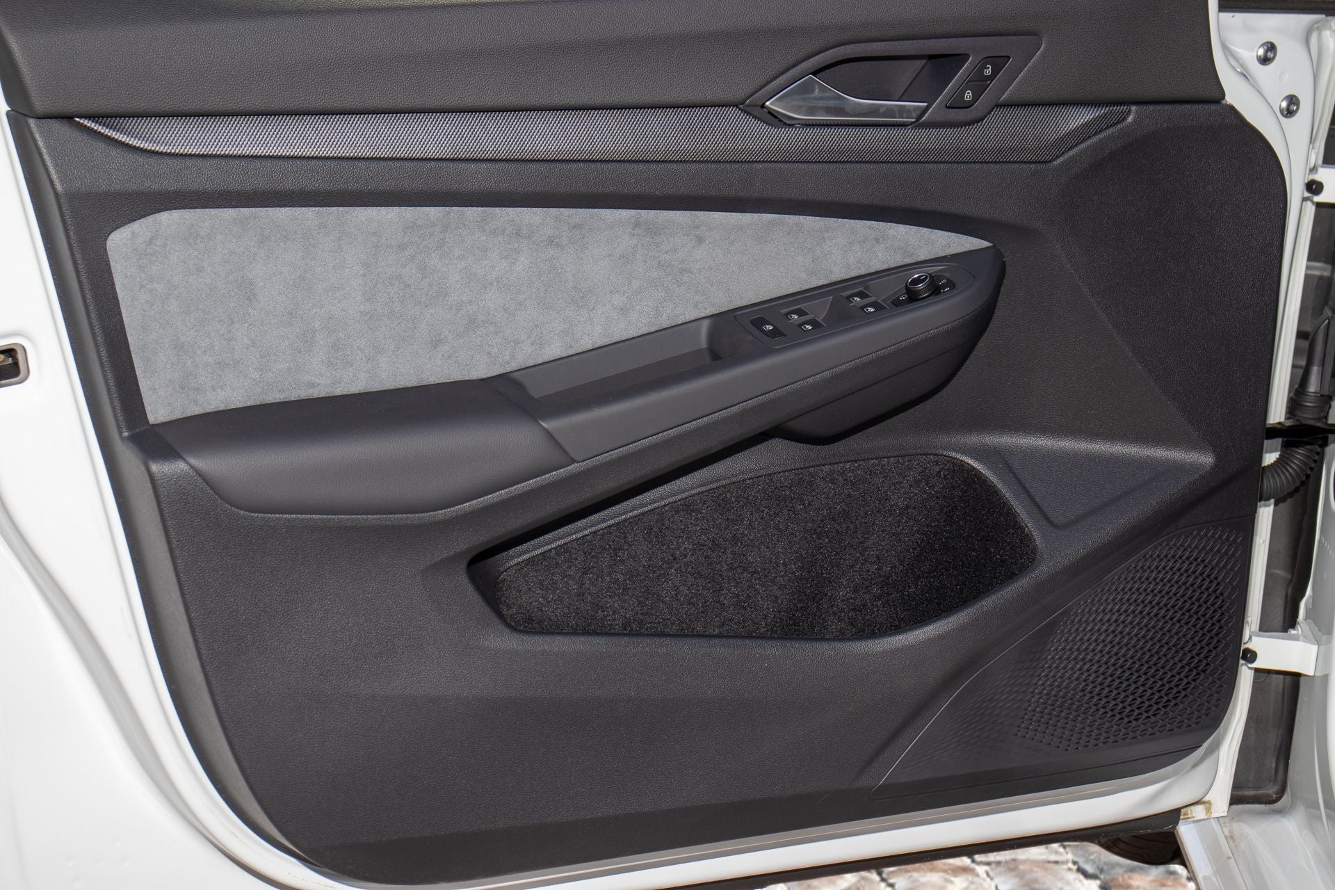 2025 Volkswagen Golf R 2.0T