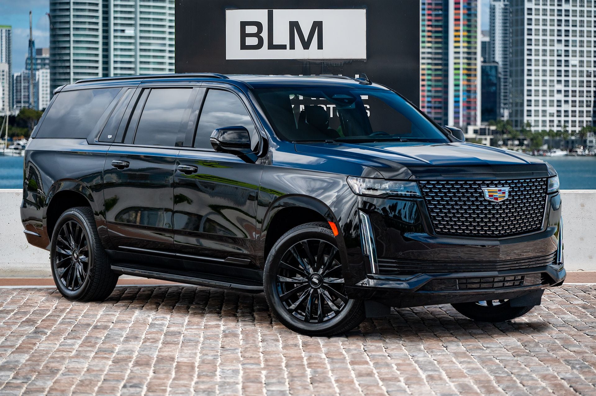 2023 Cadillac Escalade ESV Luxury