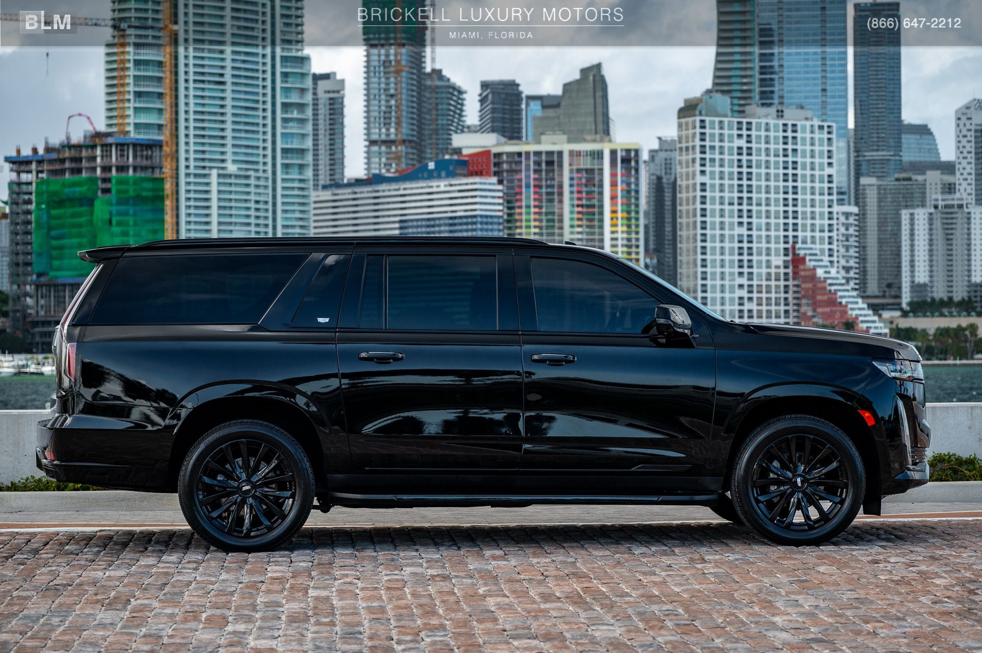 2023 Cadillac Escalade ESV Luxury