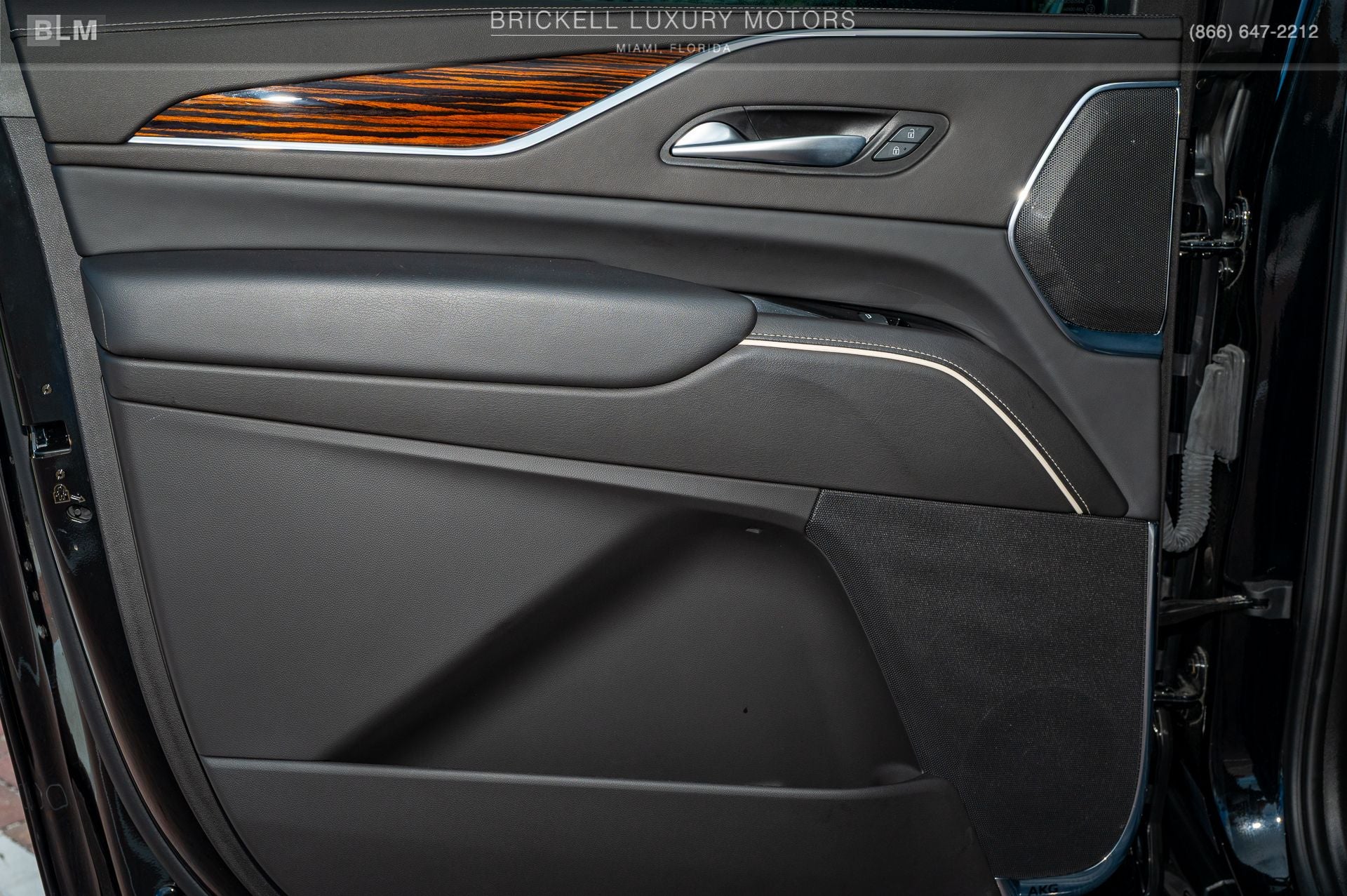 2023 Cadillac Escalade ESV Luxury