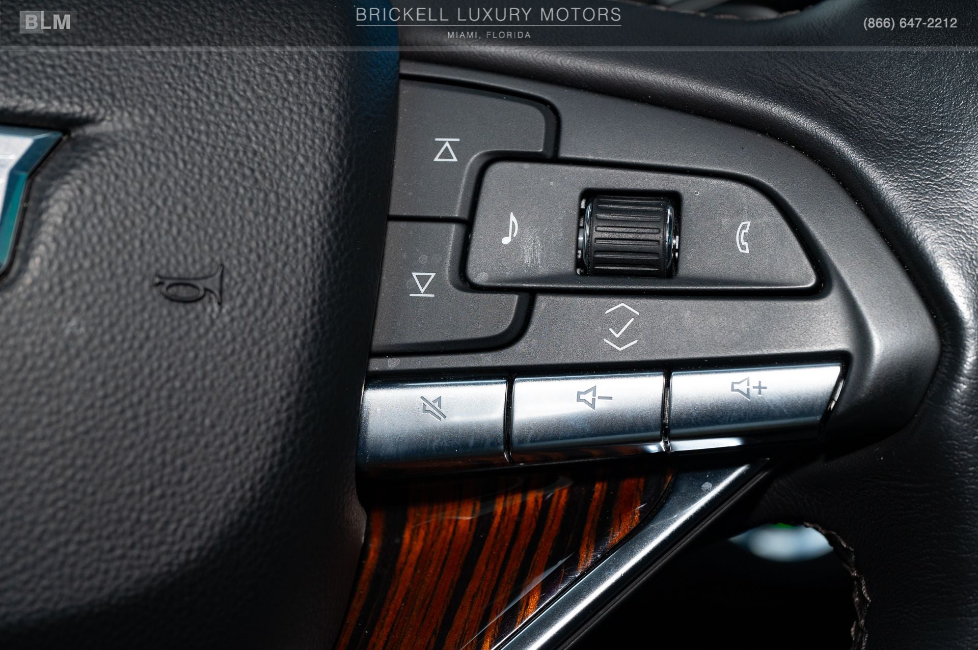 2023 Cadillac Escalade ESV Luxury