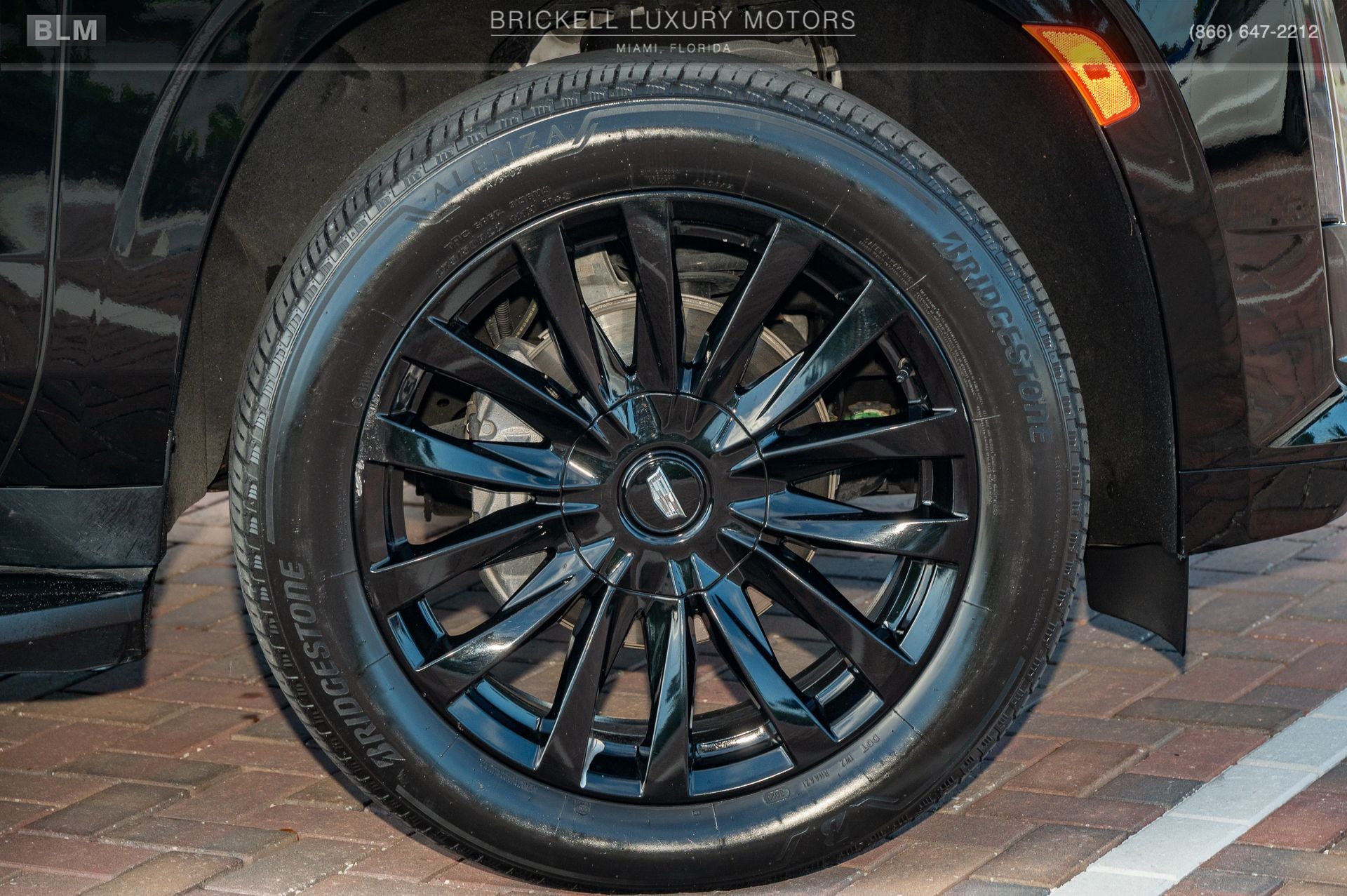 2023 Cadillac Escalade ESV Luxury