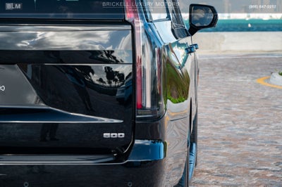 2023 Cadillac Escalade ESV Luxury