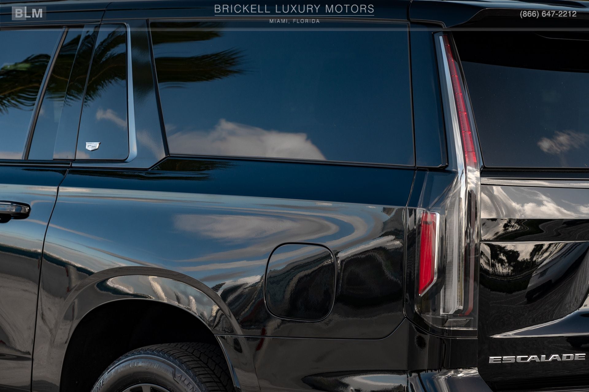 2023 Cadillac Escalade ESV Luxury