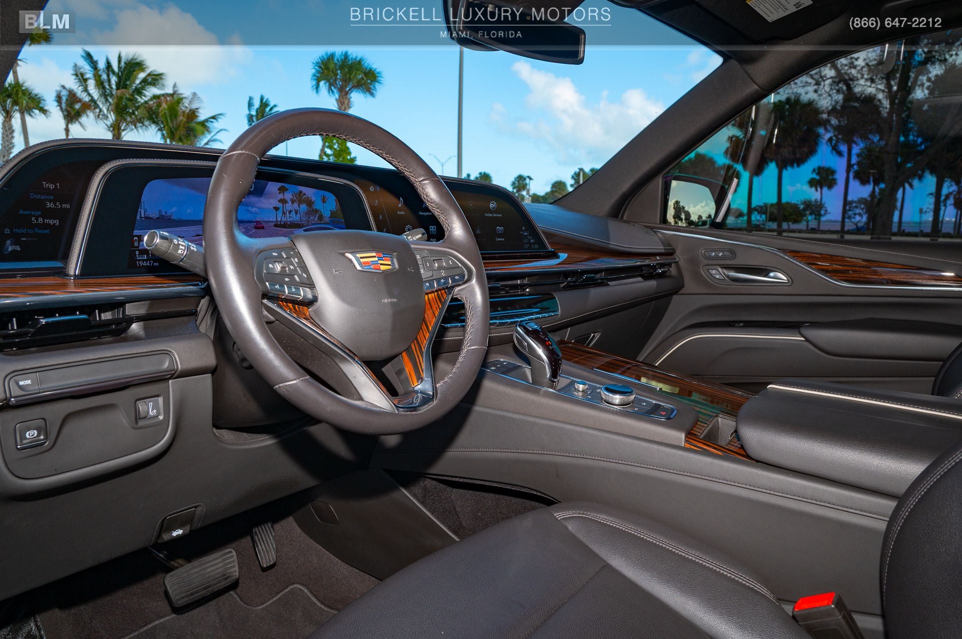 2023 Cadillac Escalade ESV Luxury