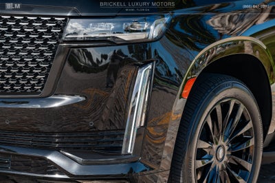 2023 Cadillac Escalade ESV Luxury