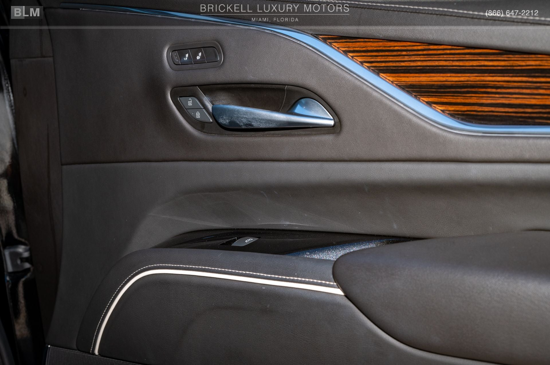 2023 Cadillac Escalade ESV Luxury