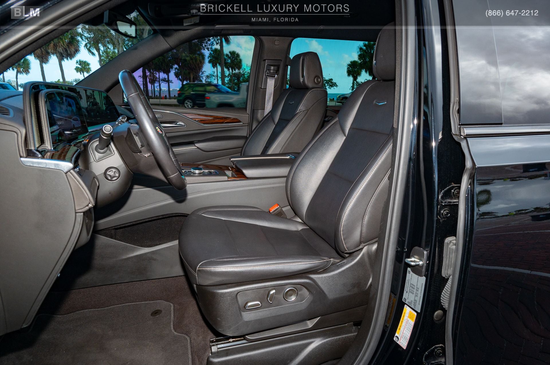 2023 Cadillac Escalade ESV Luxury