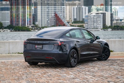 2024 Tesla Model 3 Base