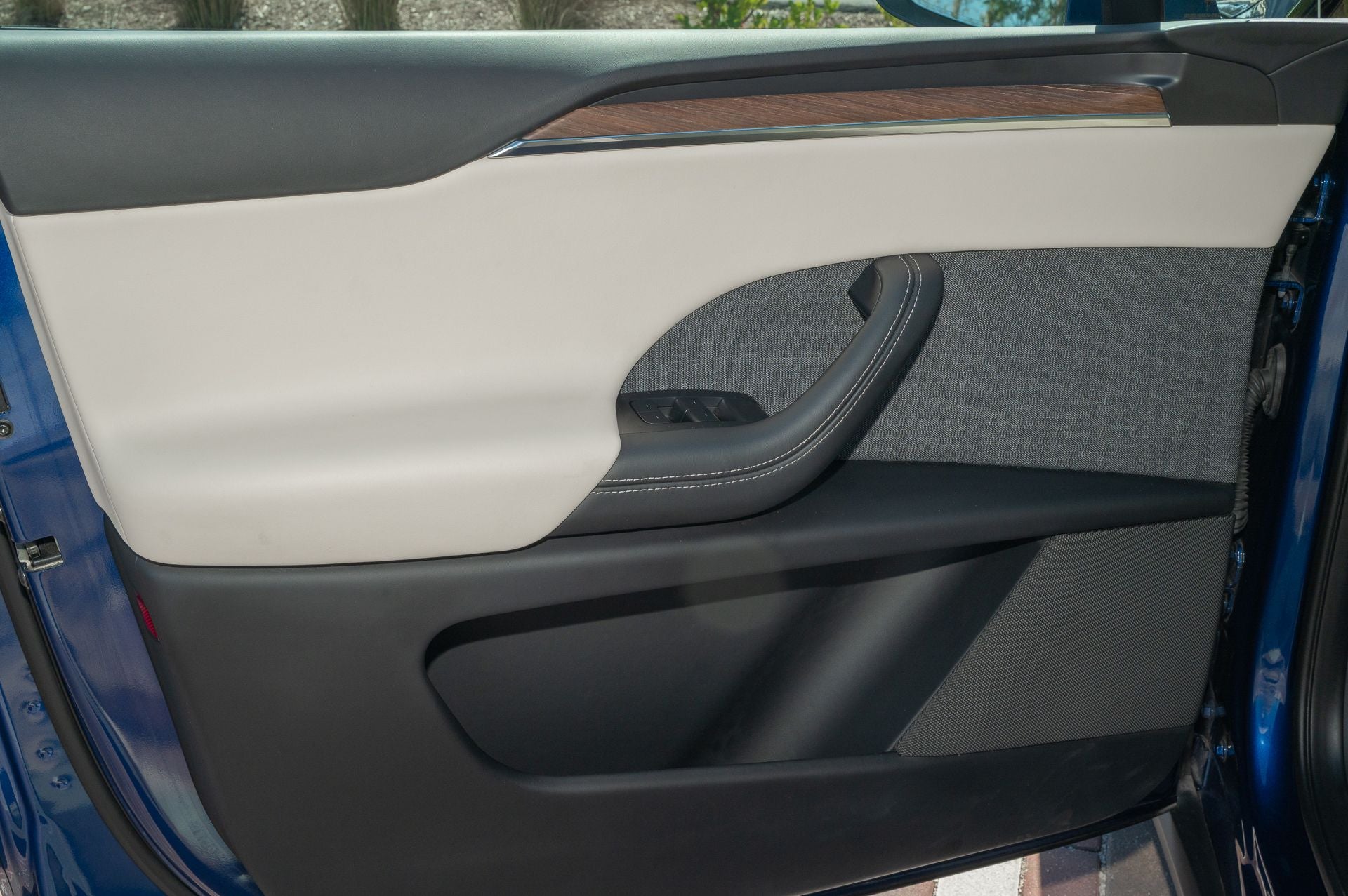 2022 Tesla Model X Long Range