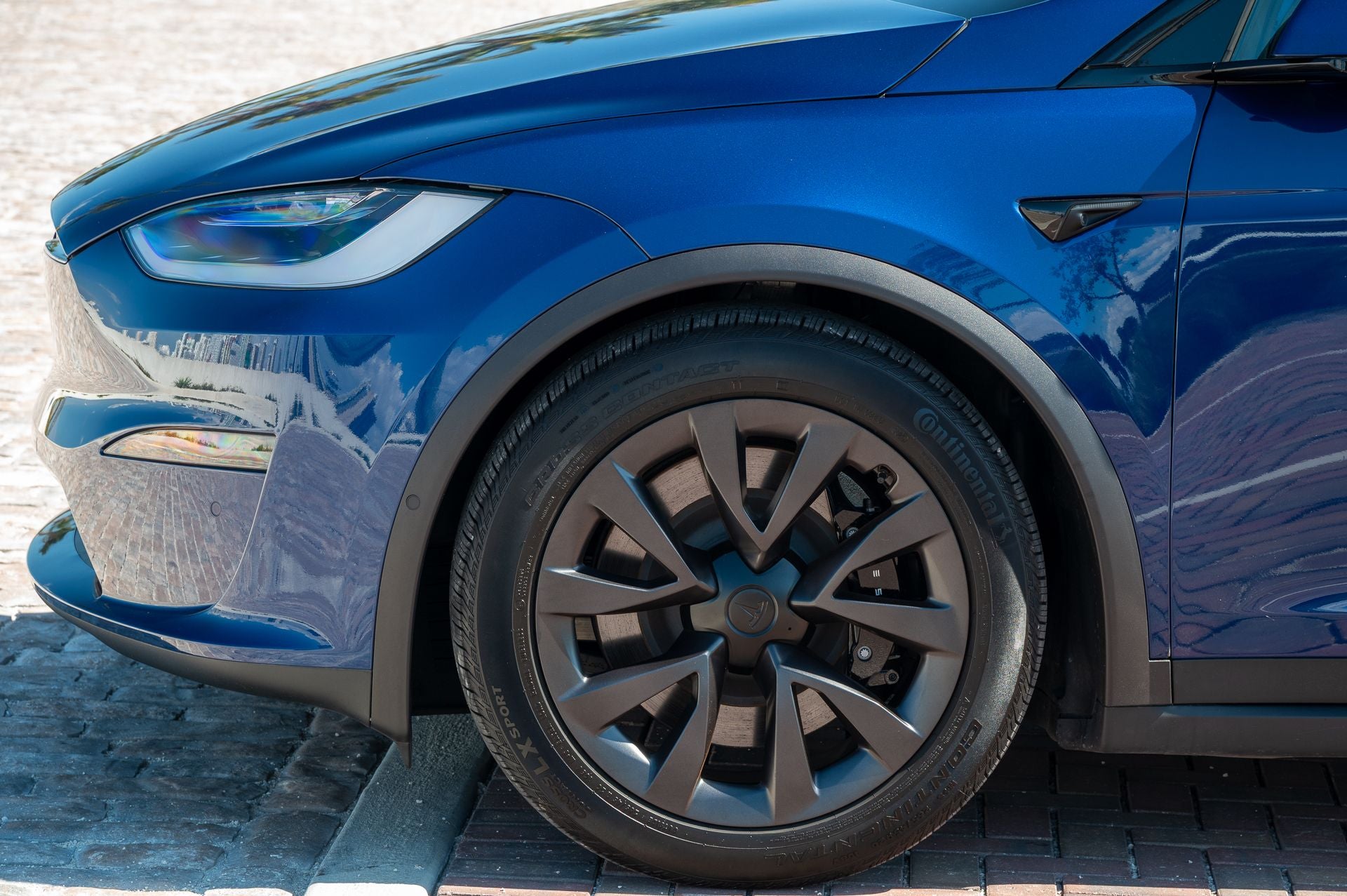 2022 Tesla Model X Long Range