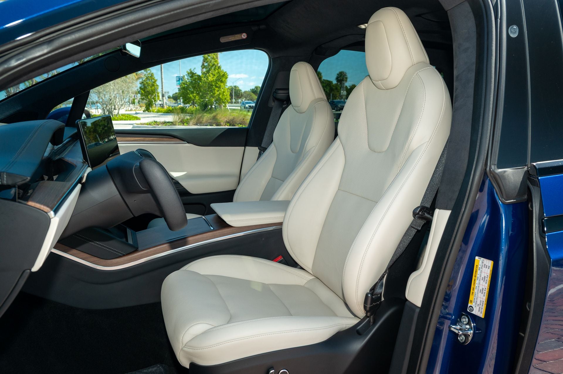 2022 Tesla Model X Long Range