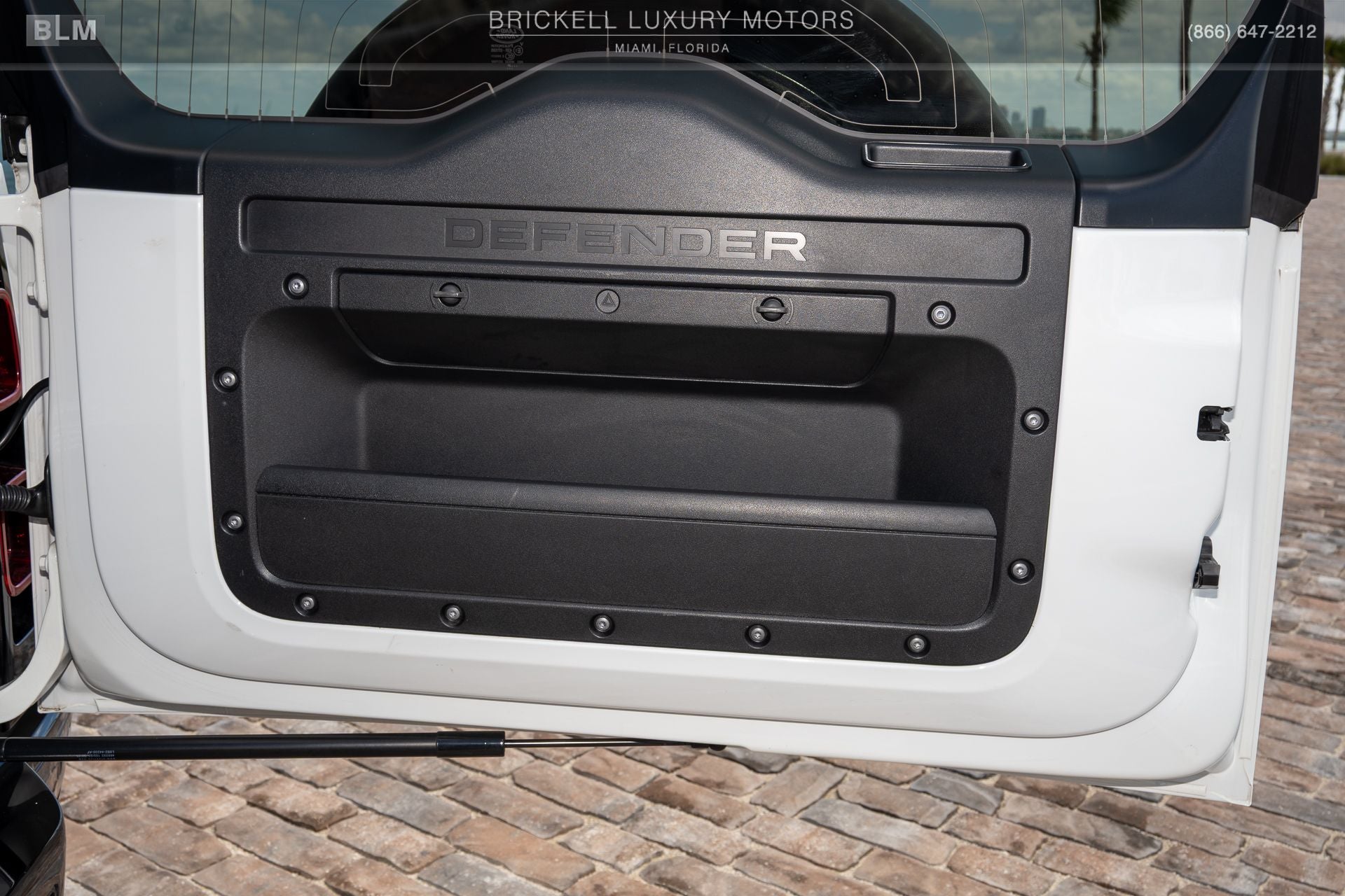 2022 Land Rover Defender 90 X-Dynamic HSE