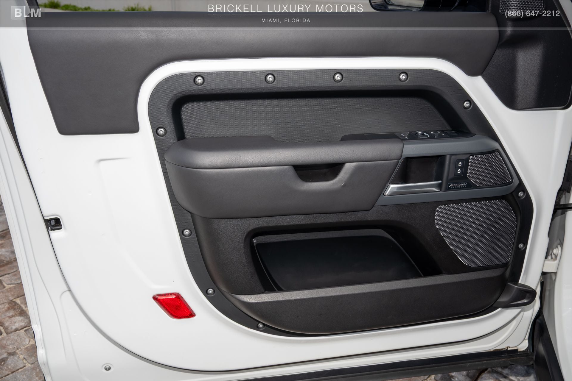 2022 Land Rover Defender 90 X-Dynamic HSE