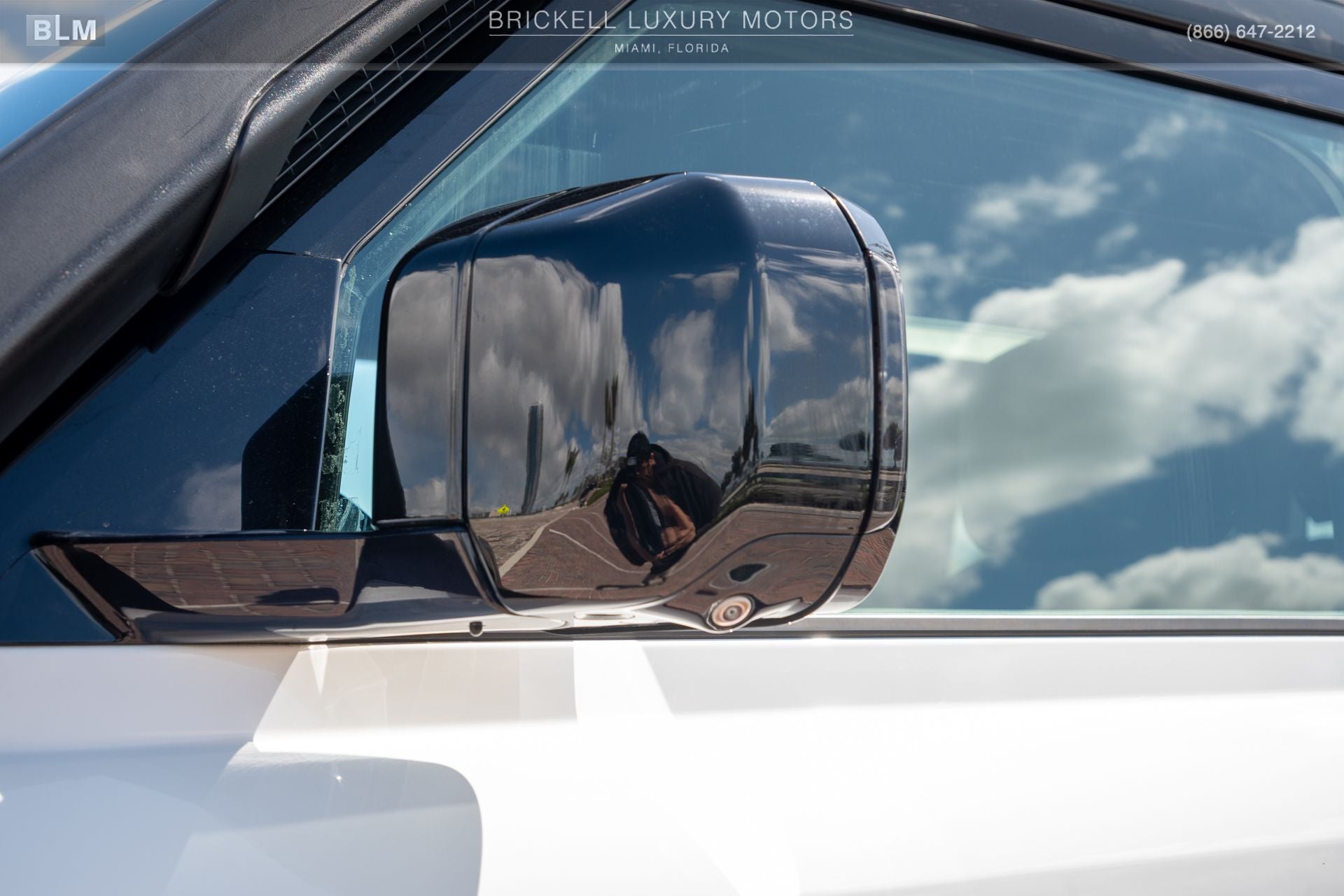 2022 Land Rover Defender 90 X-Dynamic HSE