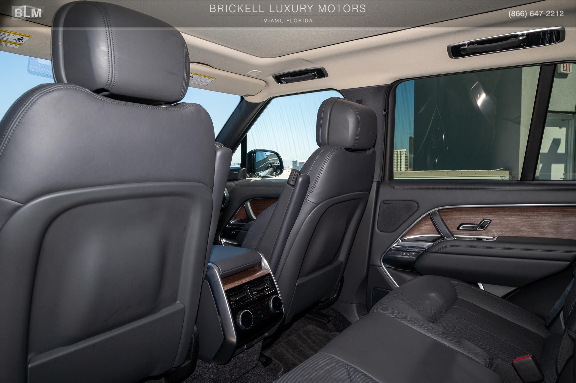 2023 Land Rover Range Rover SE