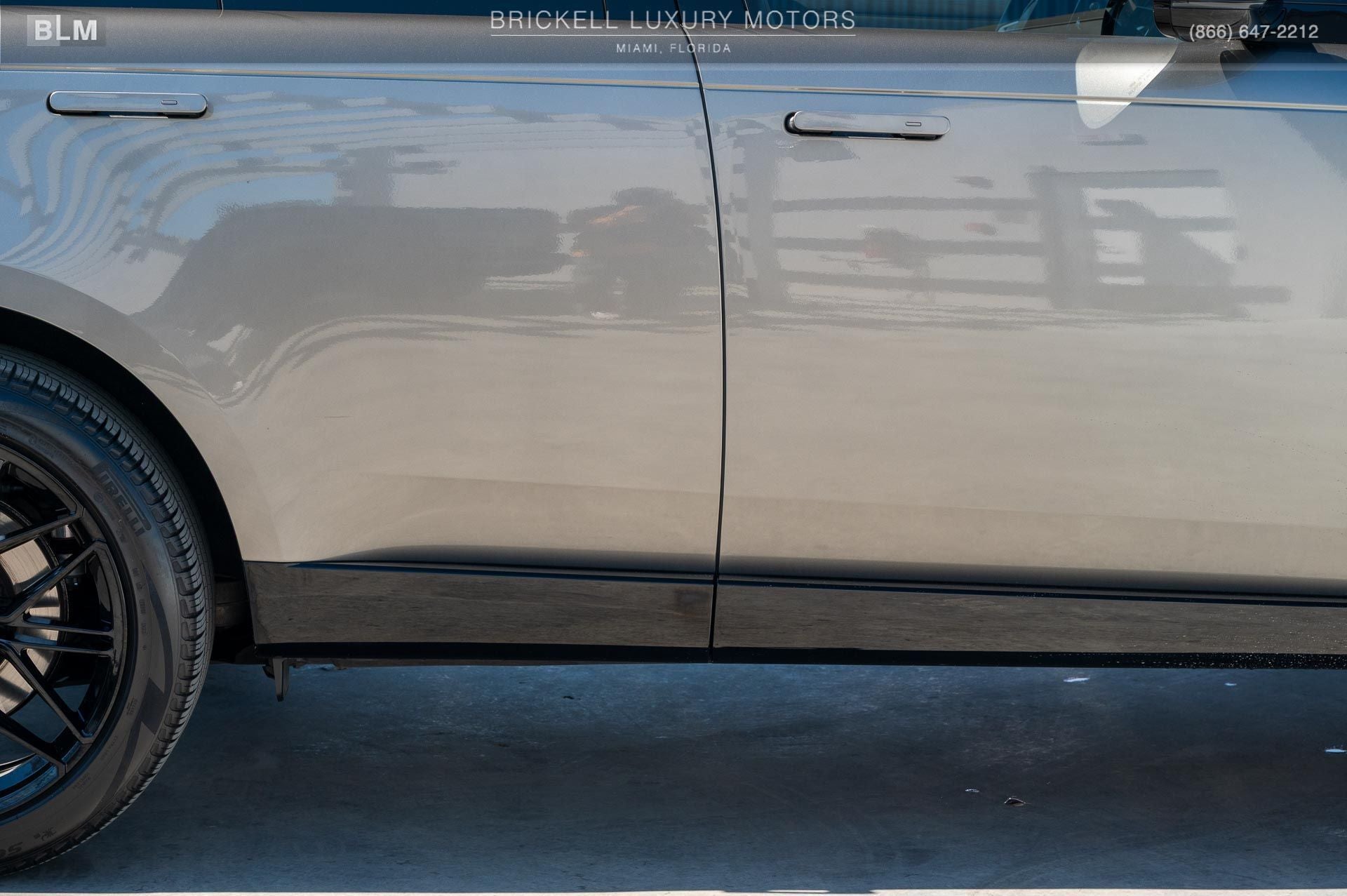 2023 Land Rover Range Rover SE