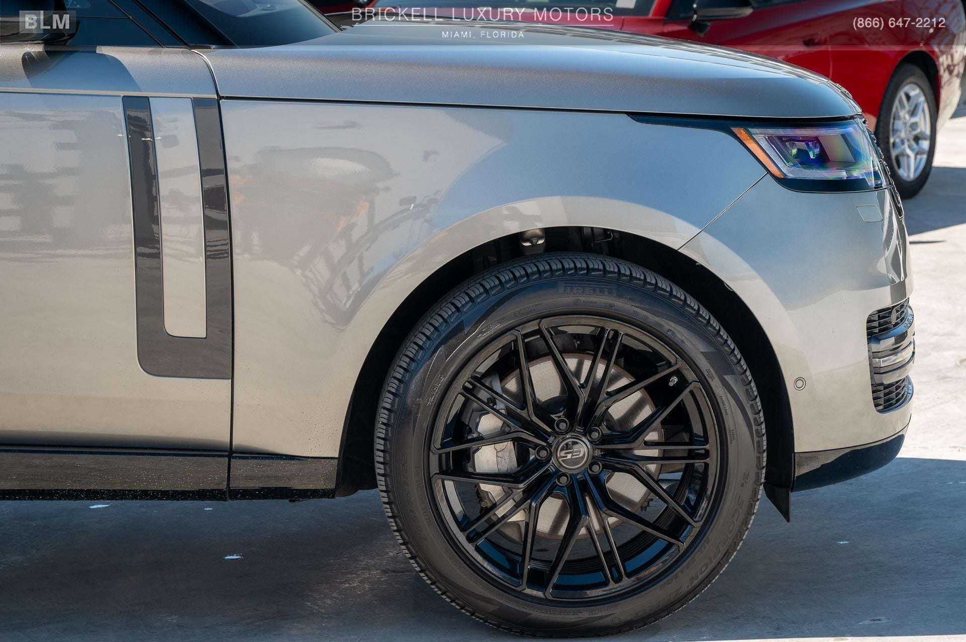 2023 Land Rover Range Rover SE