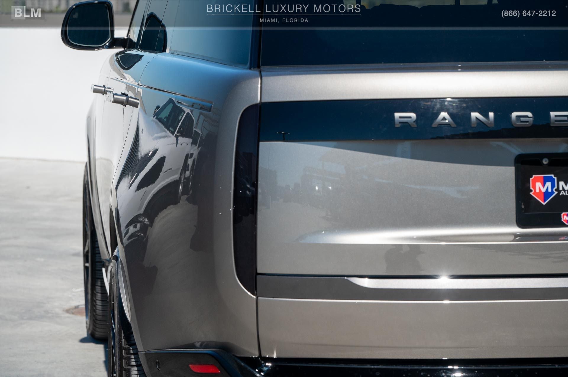 2023 Land Rover Range Rover SE