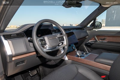 2023 Land Rover Range Rover SE
