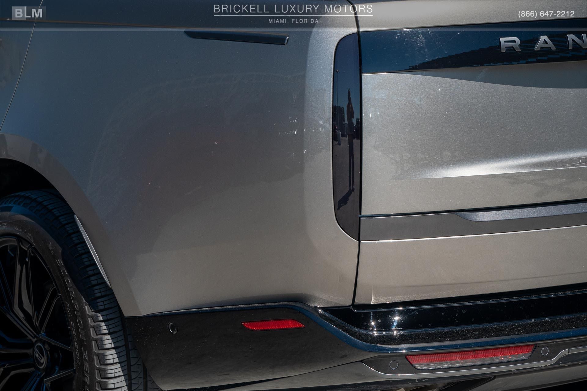 2023 Land Rover Range Rover SE