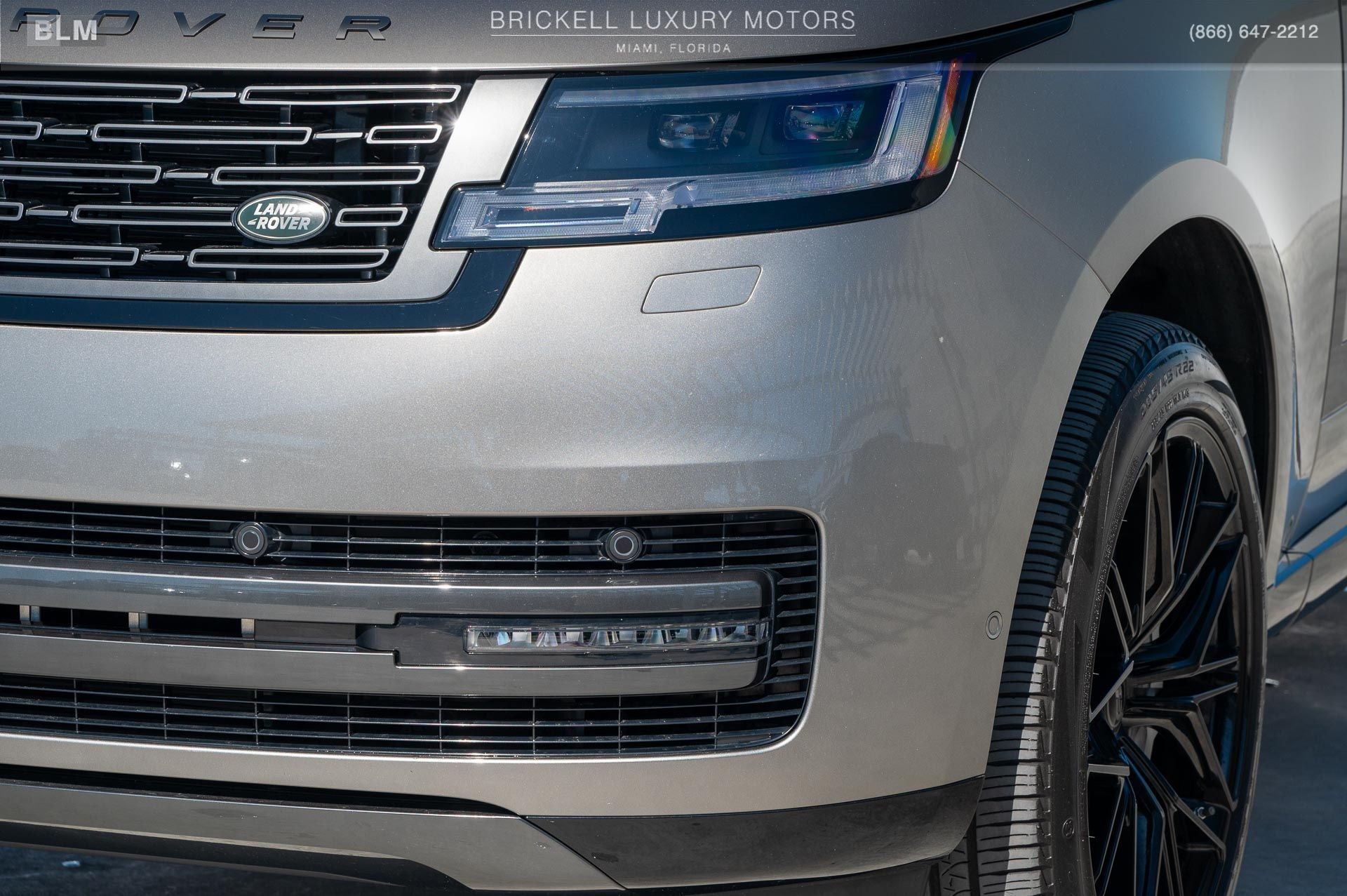2023 Land Rover Range Rover SE
