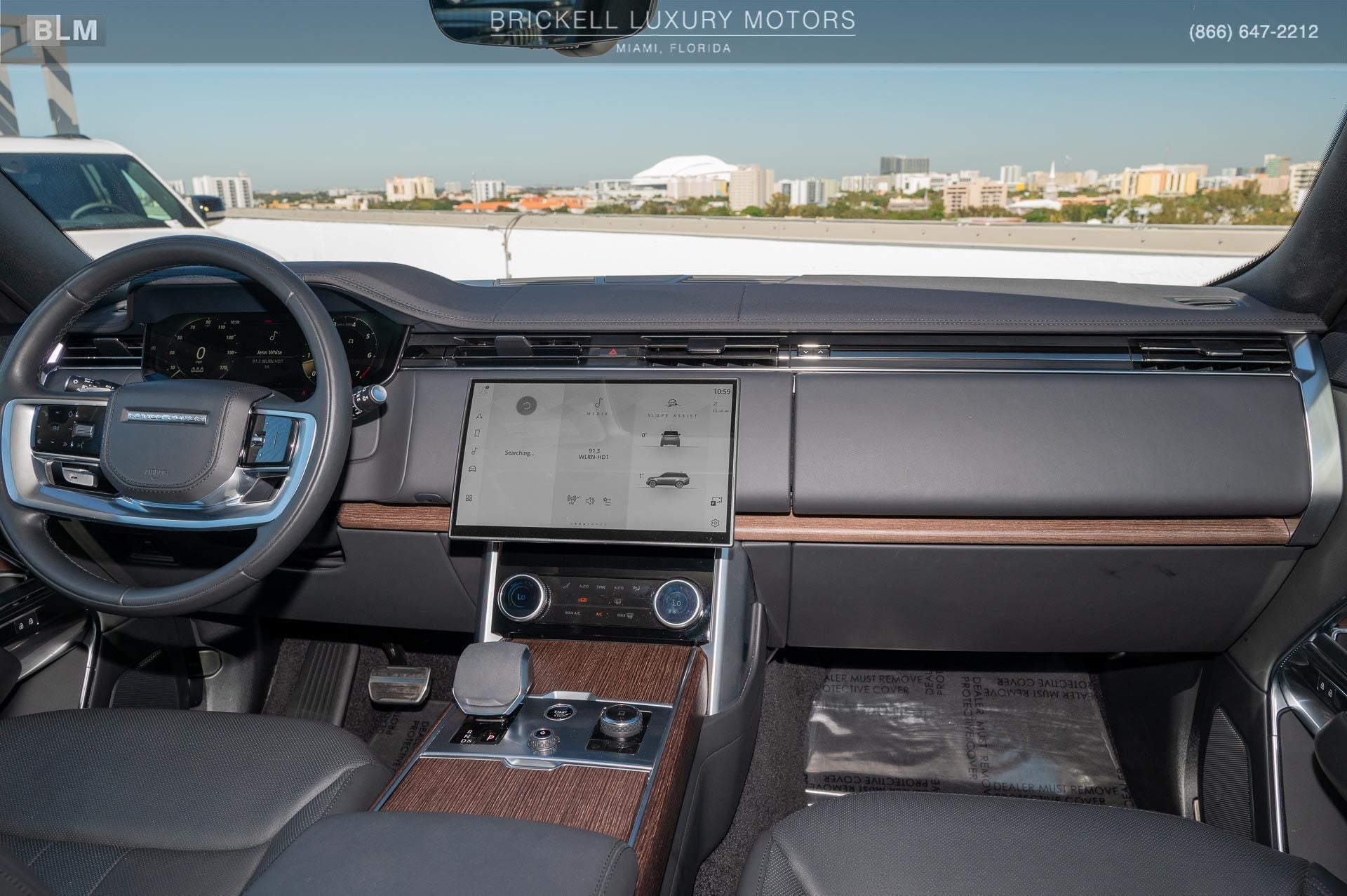 2023 Land Rover Range Rover SE