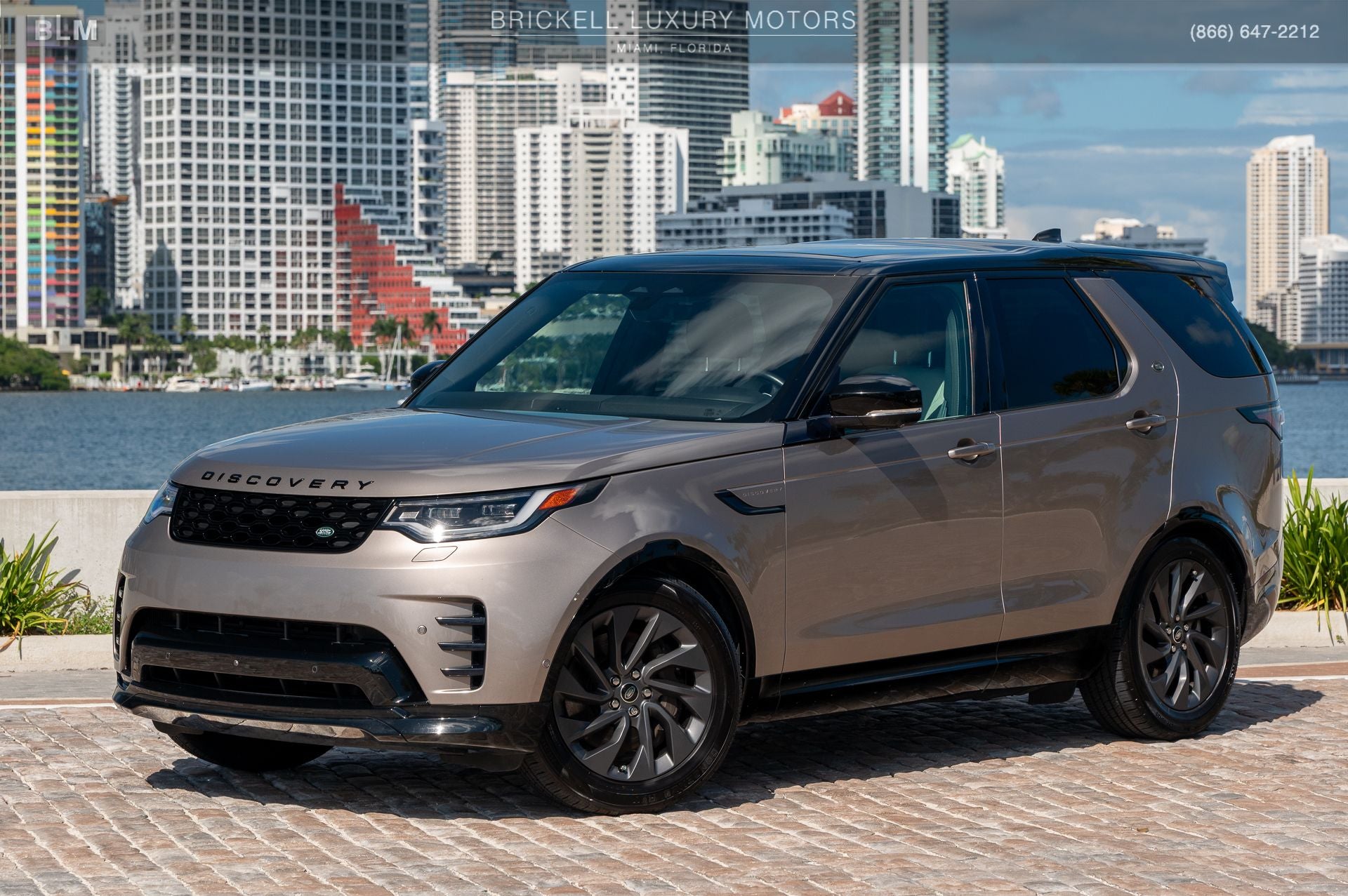 2023 Land Rover Discovery S R-Dynamic