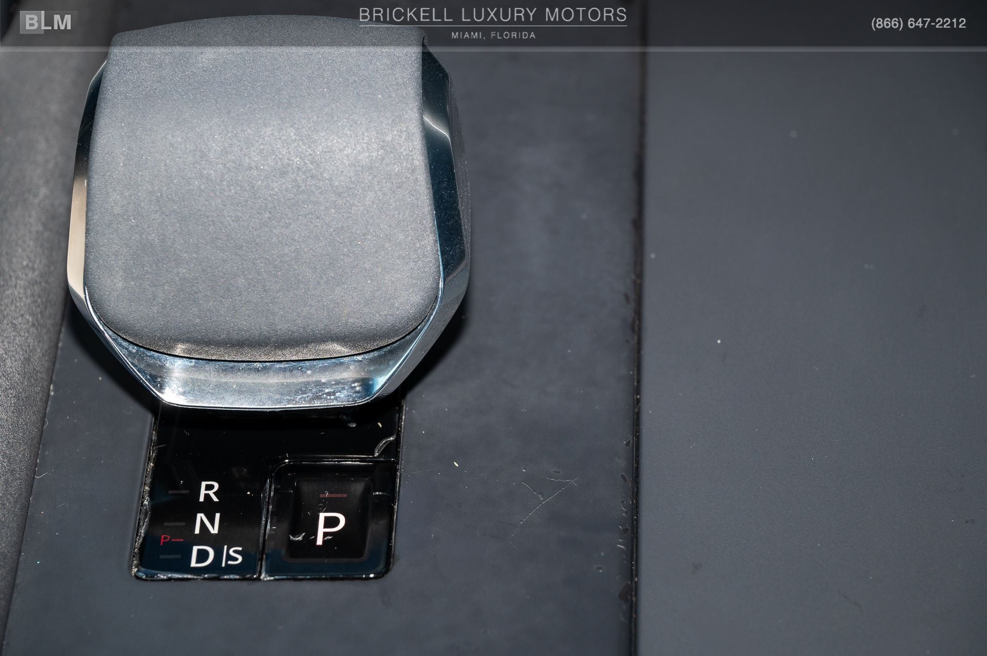 2023 Land Rover Discovery S R-Dynamic