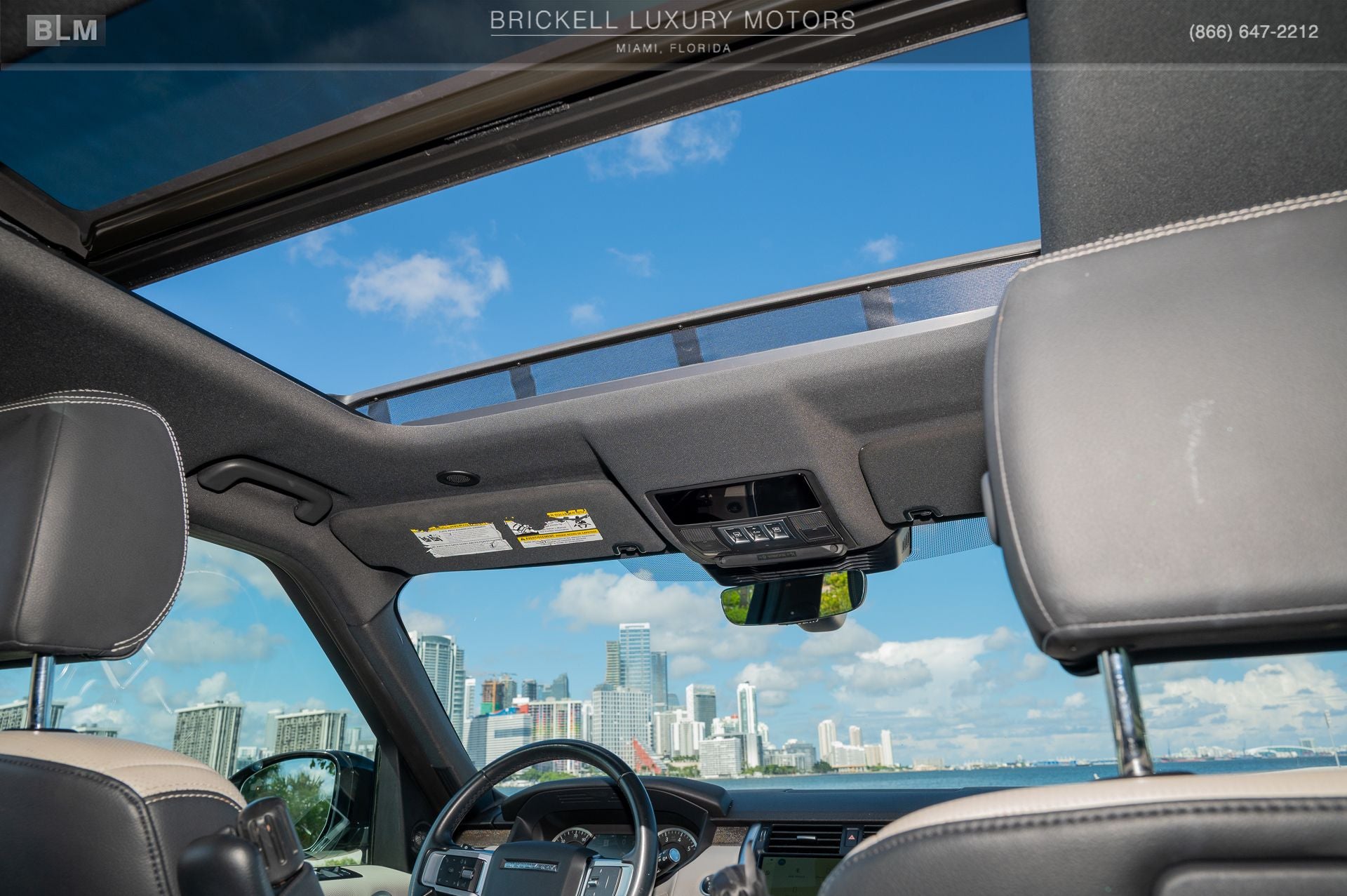 2023 Land Rover Discovery S R-Dynamic