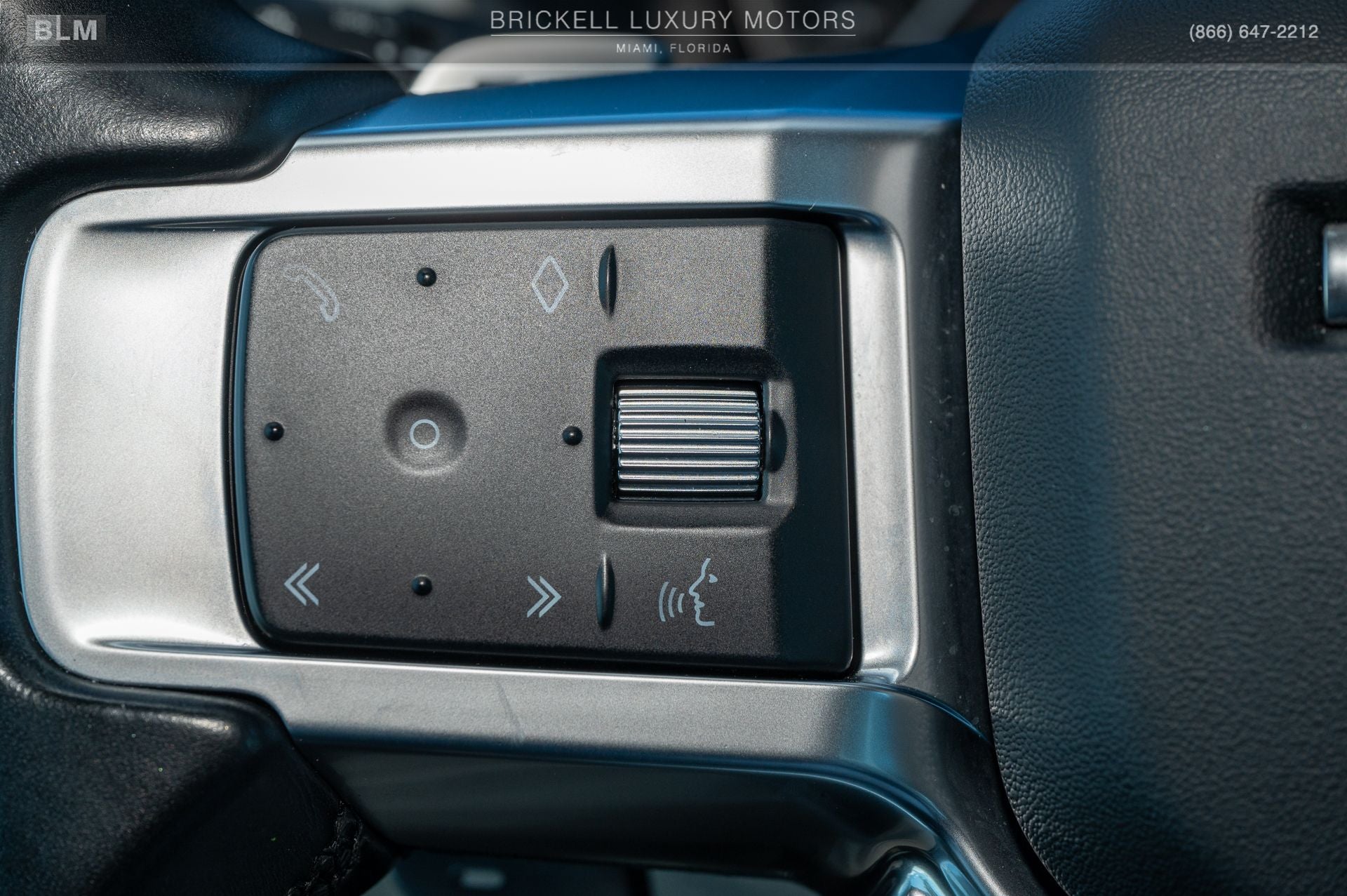 2023 Land Rover Discovery S R-Dynamic