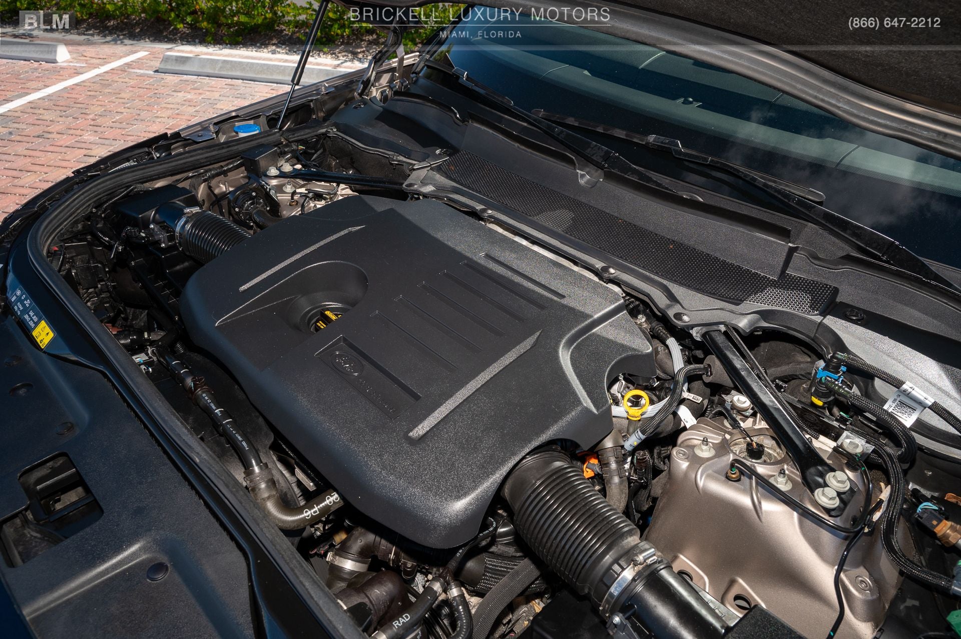 2023 Land Rover Discovery S R-Dynamic