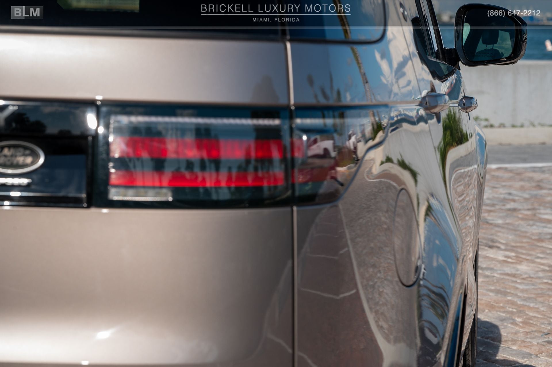 2023 Land Rover Discovery S R-Dynamic