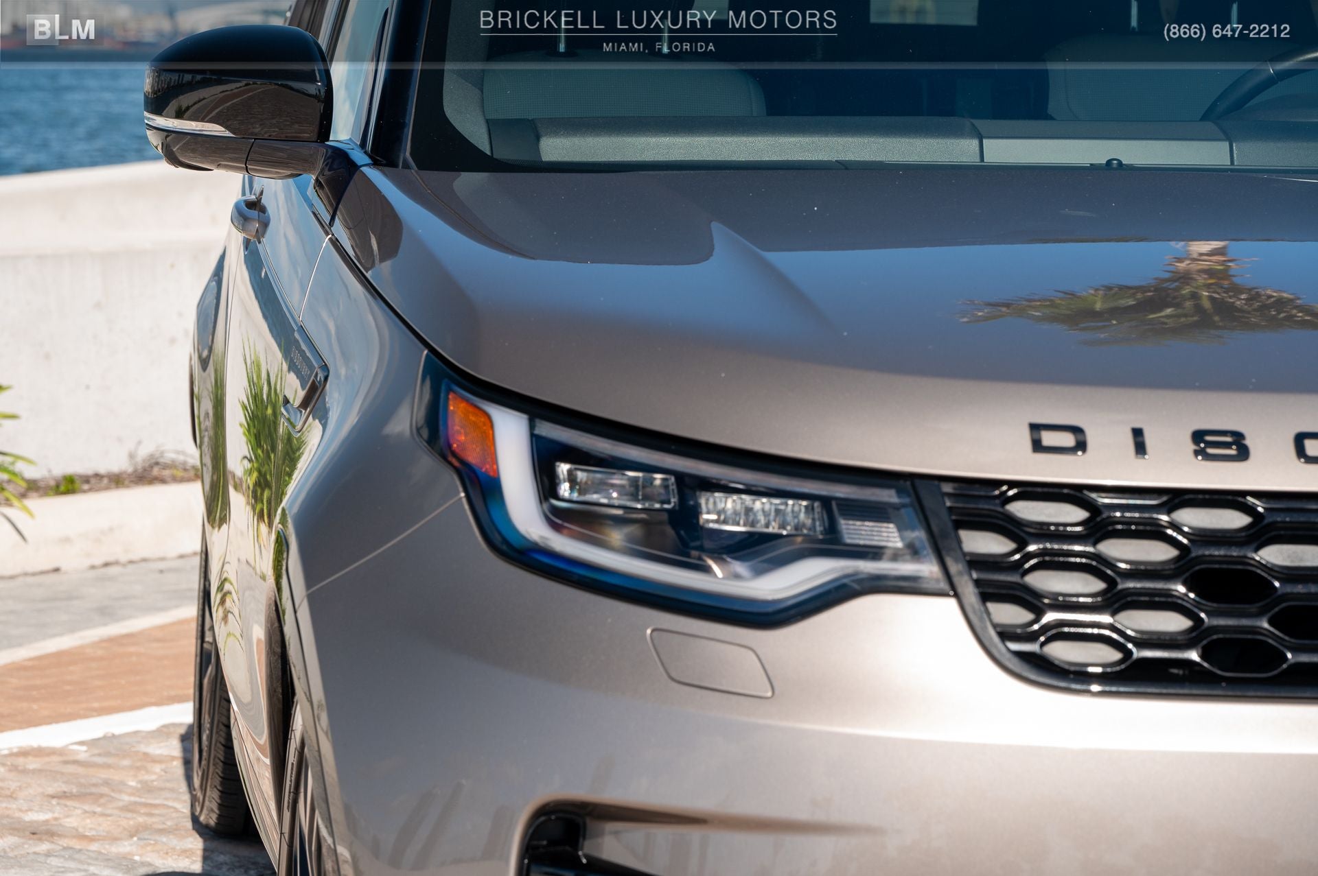 2023 Land Rover Discovery S R-Dynamic