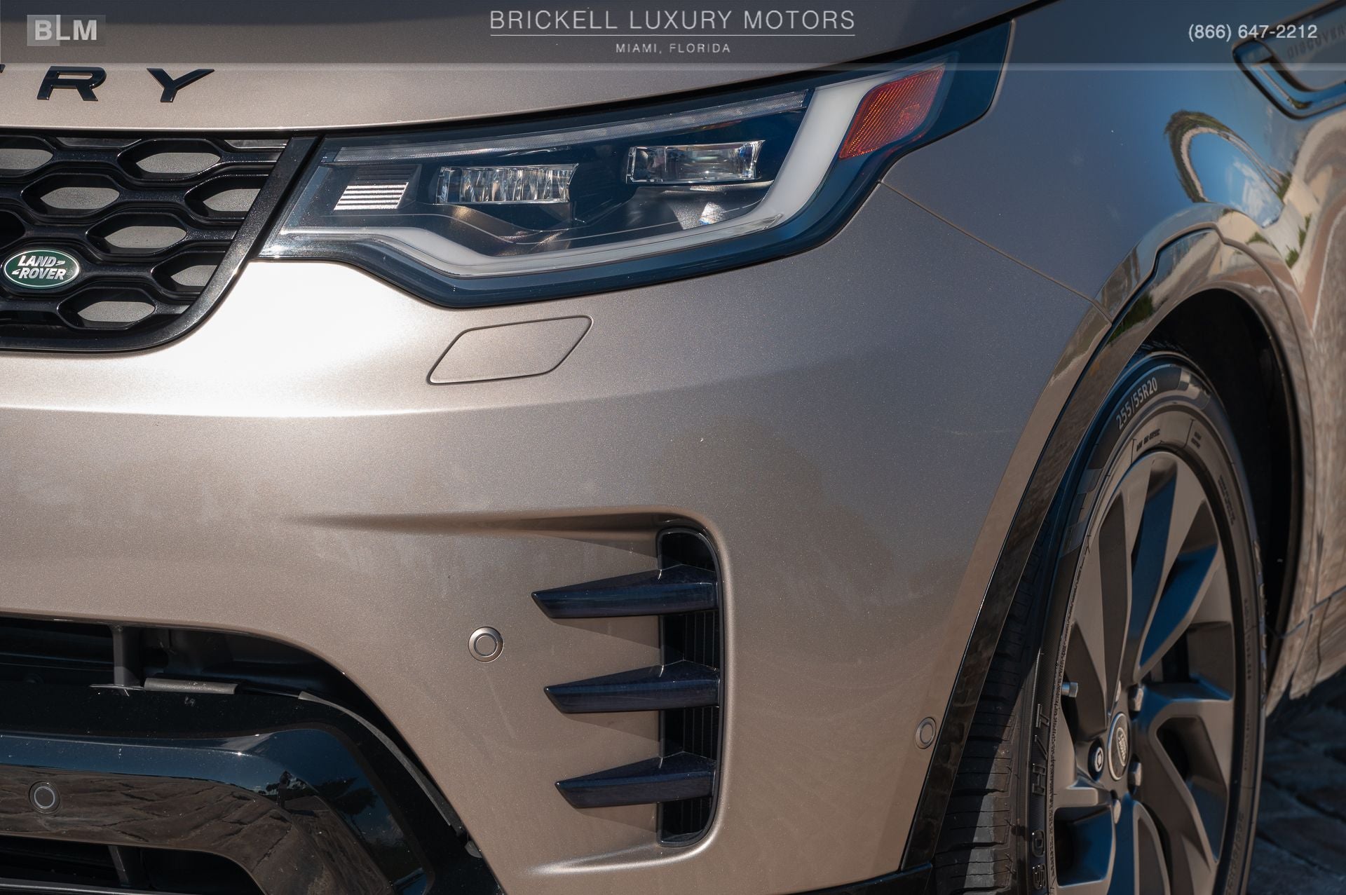 2023 Land Rover Discovery S R-Dynamic