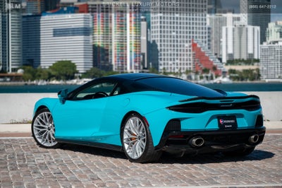 2023 McLaren GT Base