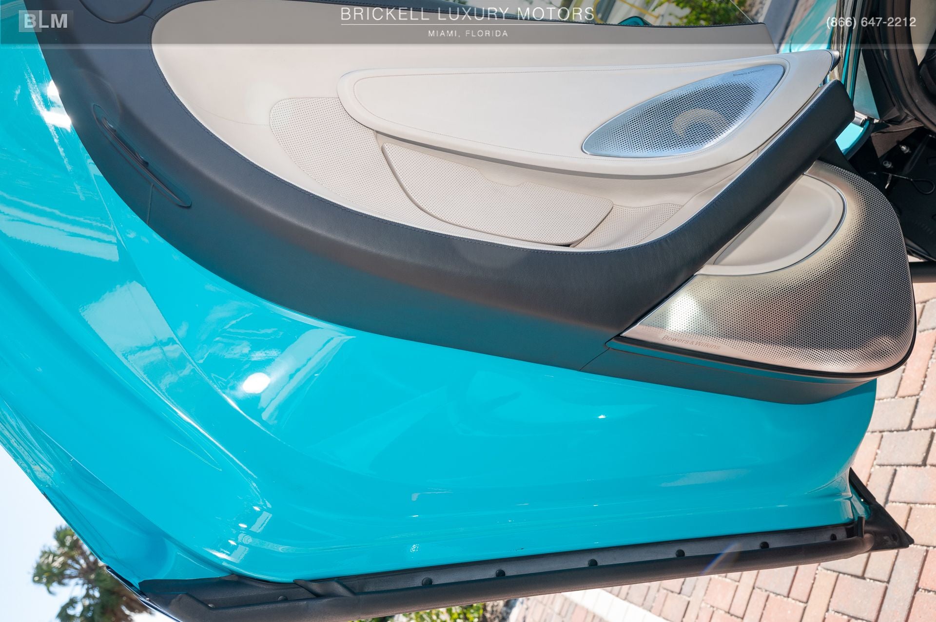 2023 McLaren GT Base