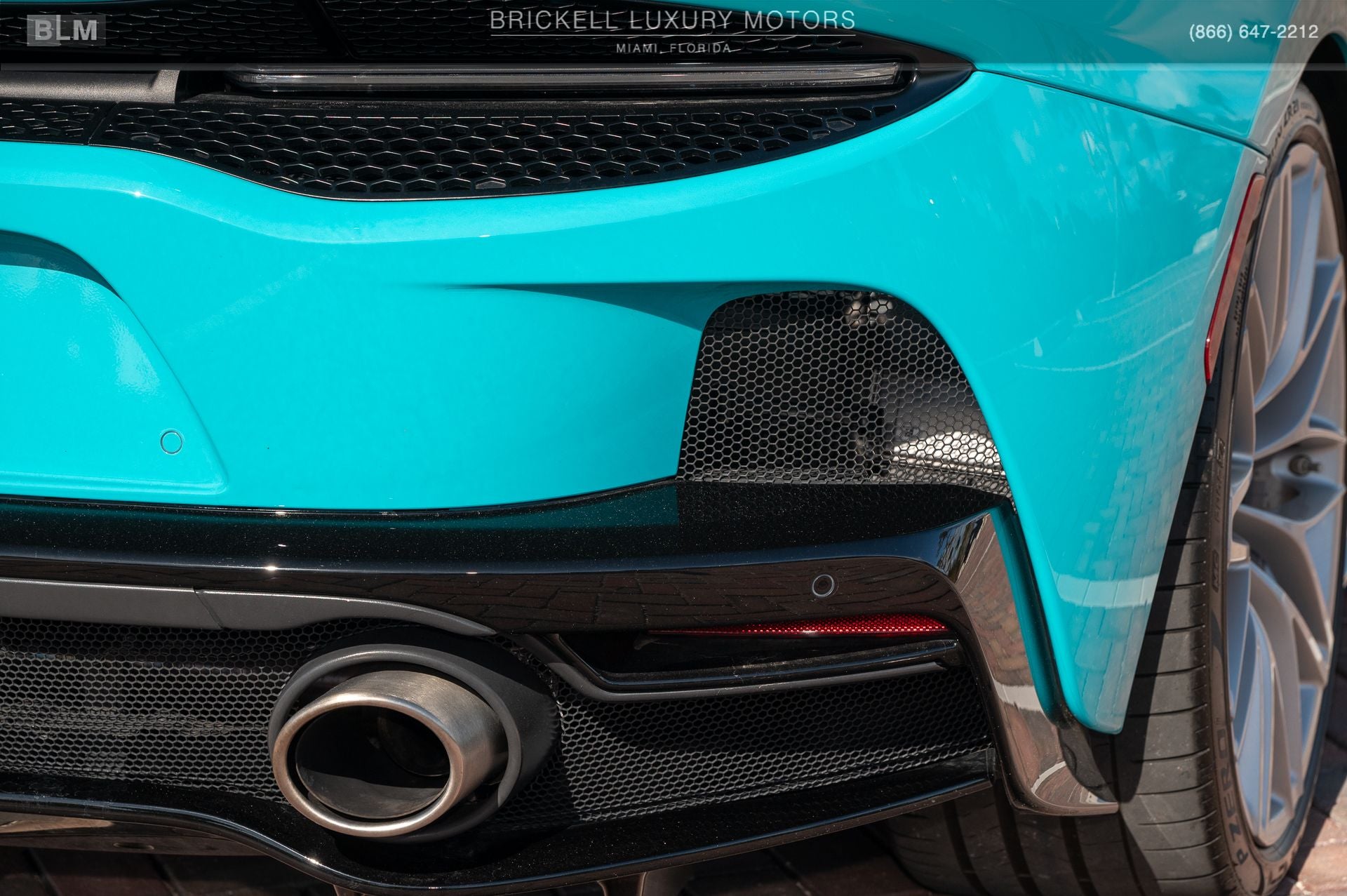 2023 McLaren GT Base