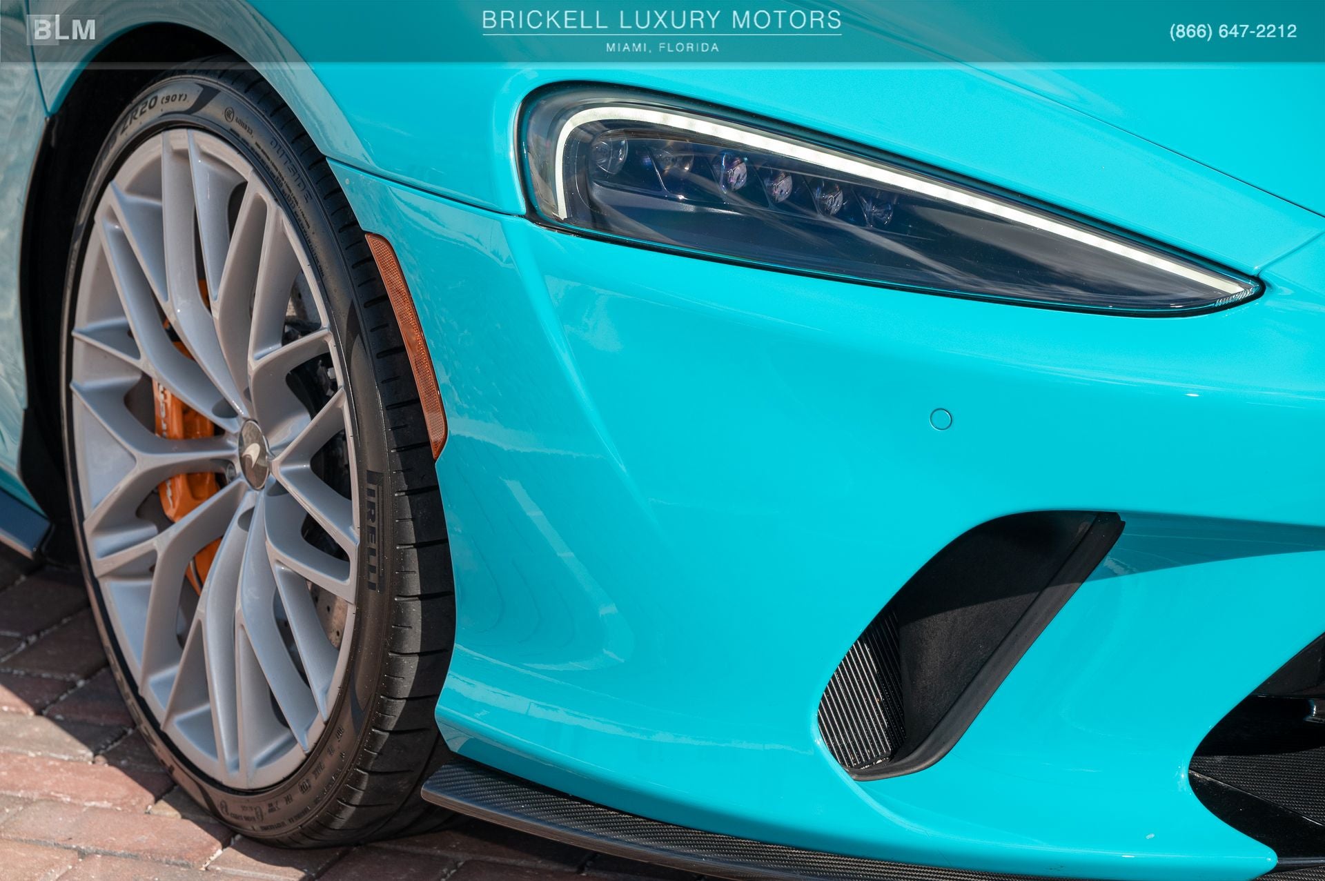 2023 McLaren GT Base