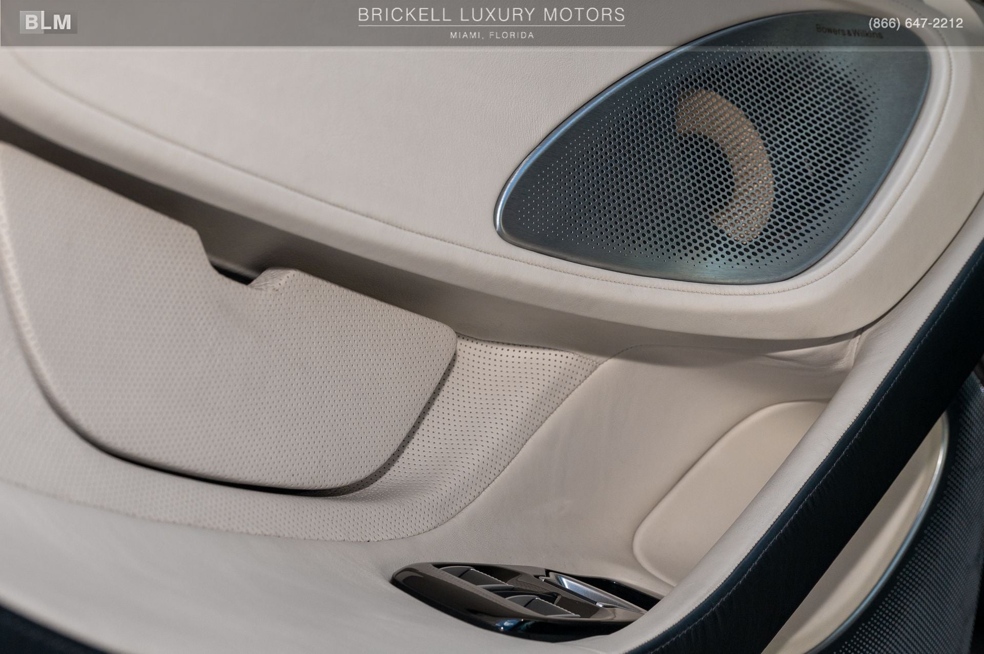 2023 McLaren GT Base