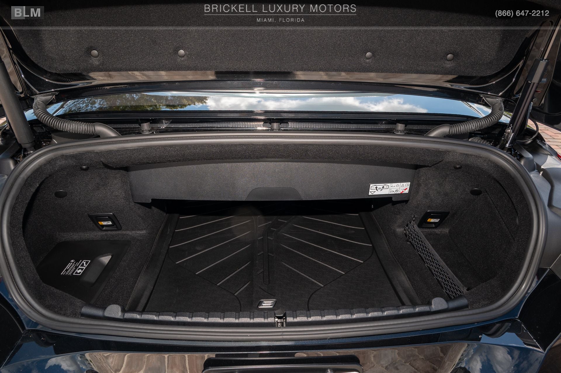 2025 BMW 8 Series M850i xDrive