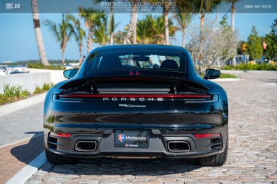 2022 Porsche 911 Carrera