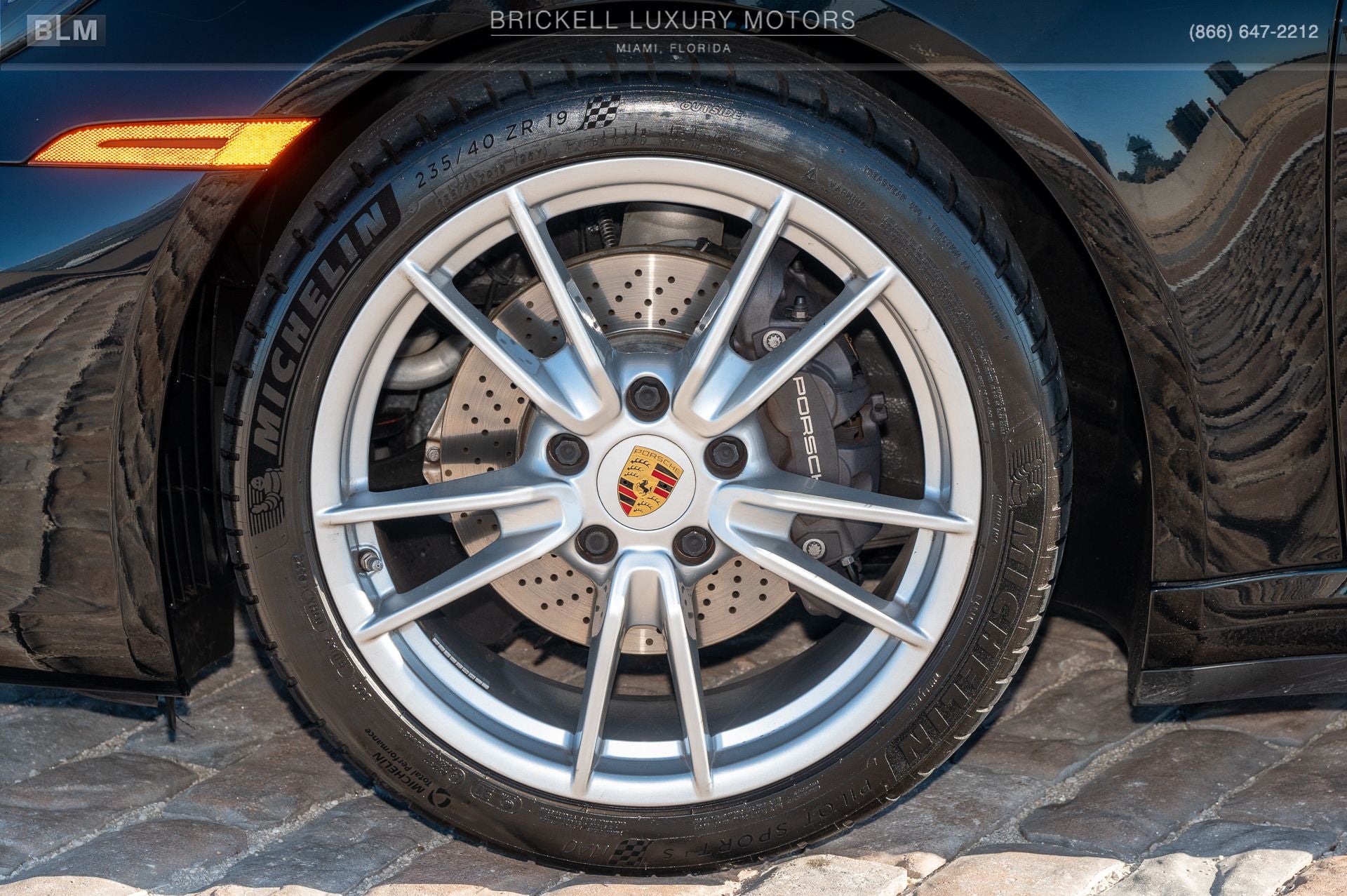 2022 Porsche 911 Carrera