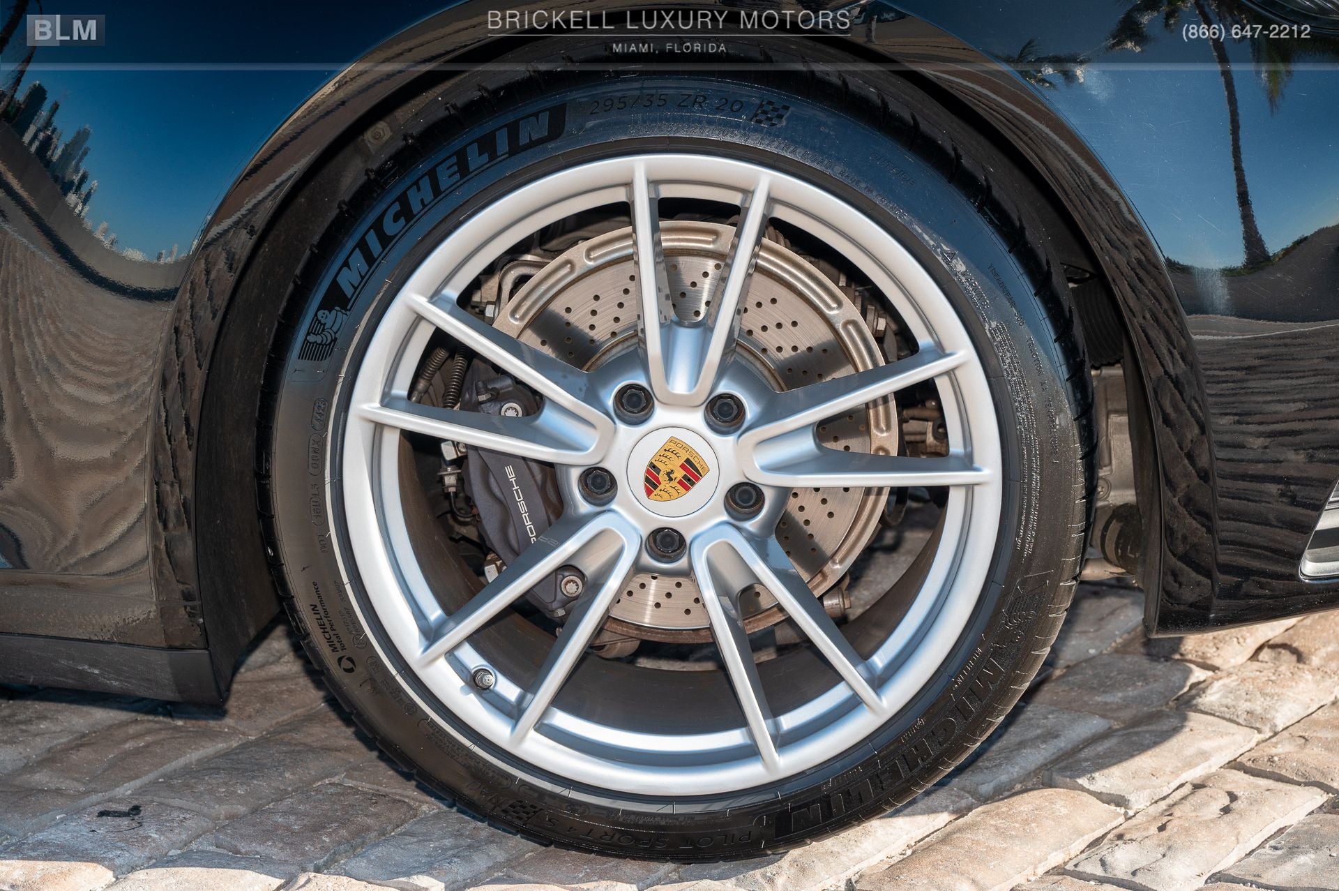 2022 Porsche 911 Carrera