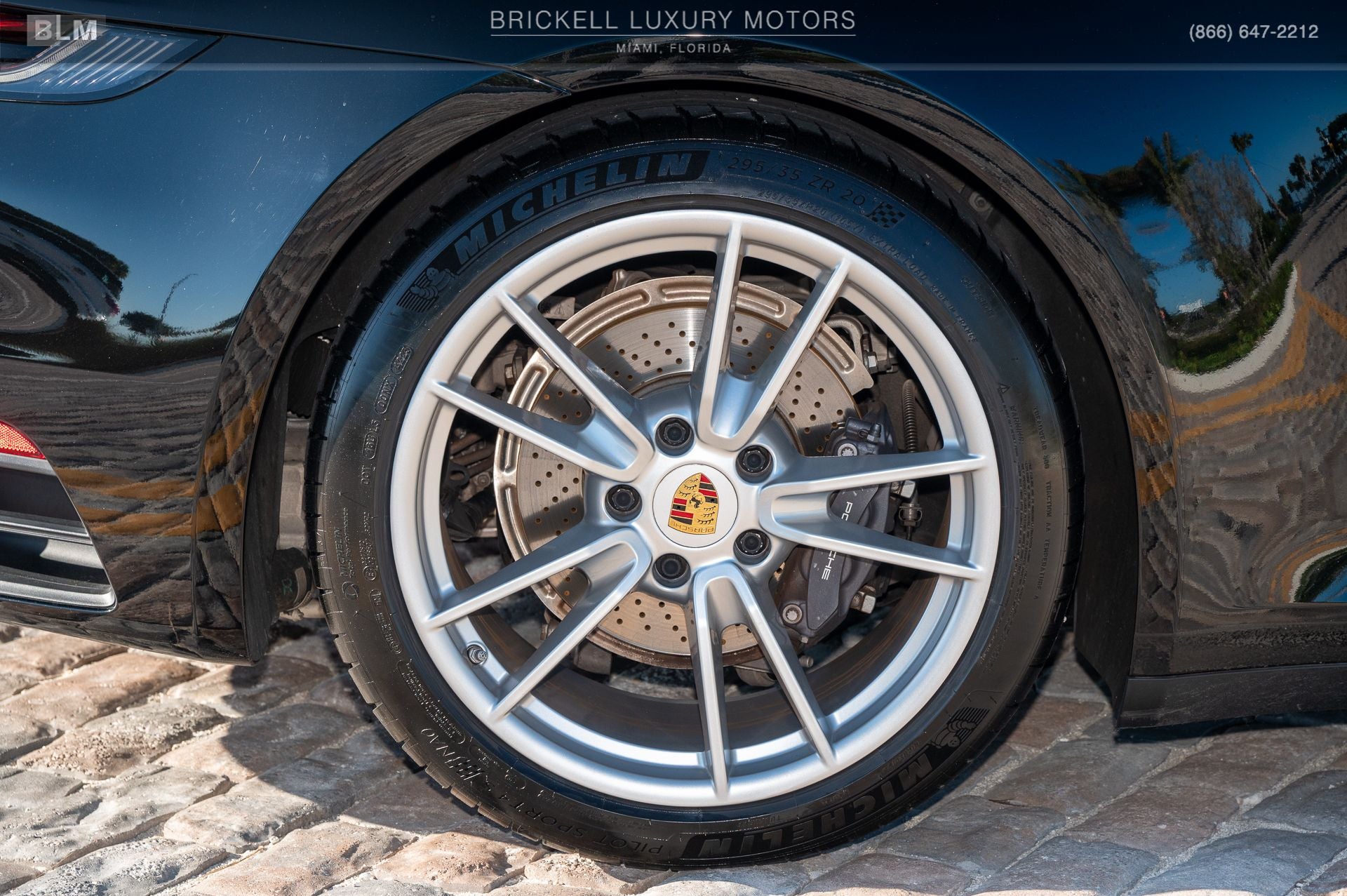 2022 Porsche 911 Carrera