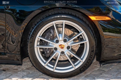 2022 Porsche 911 Carrera