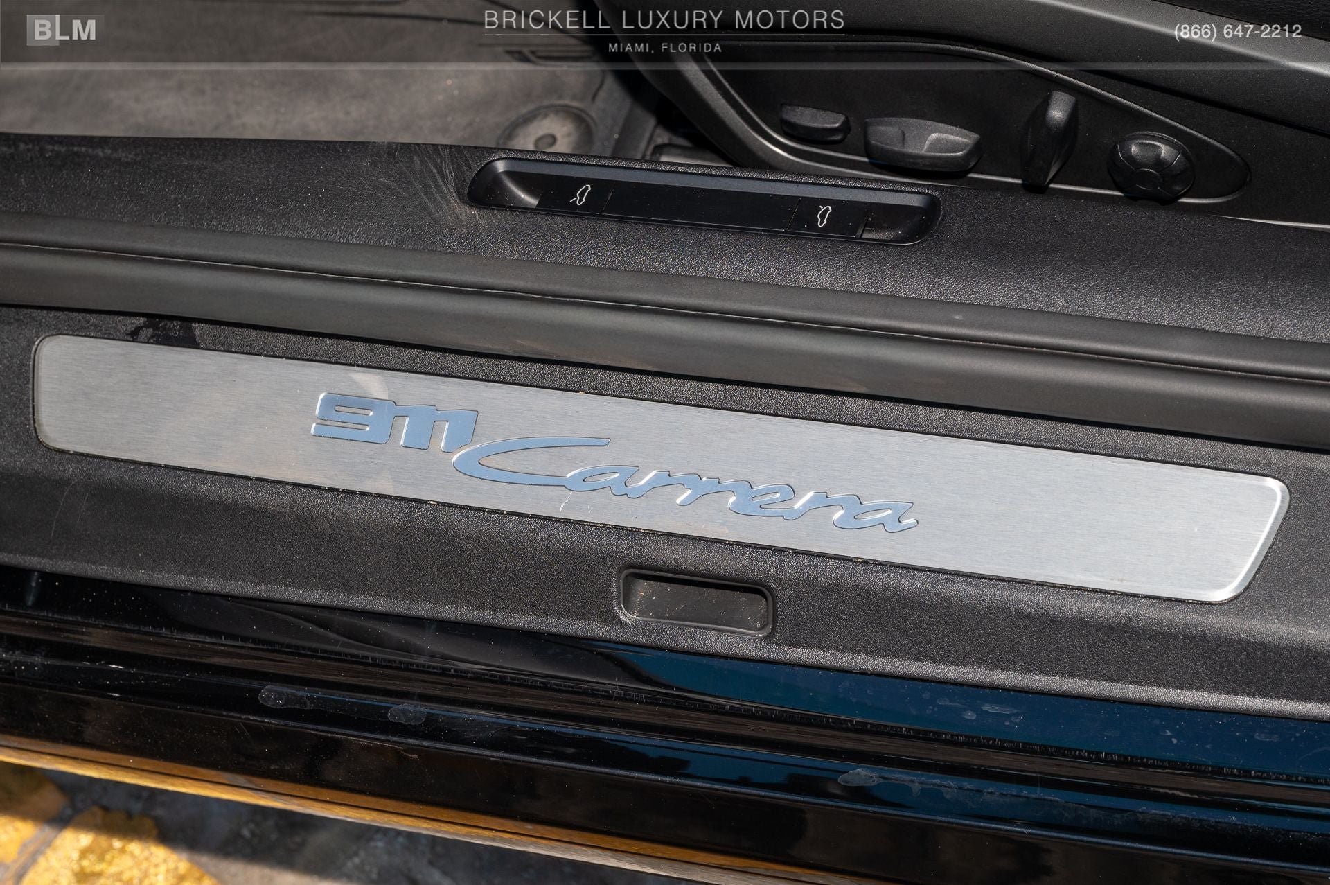 2022 Porsche 911 Carrera