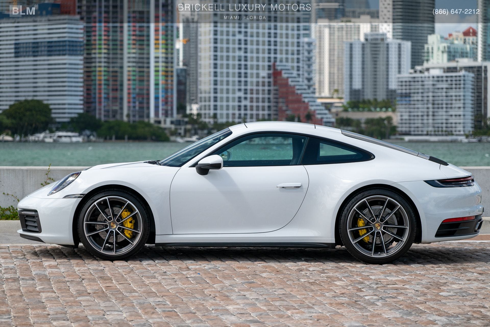 2020 Porsche 911 Carrera