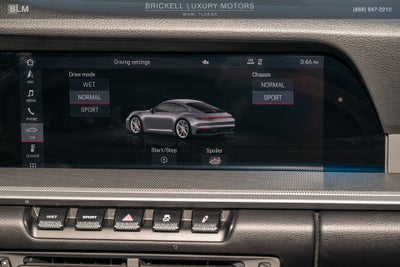 2020 Porsche 911 Carrera