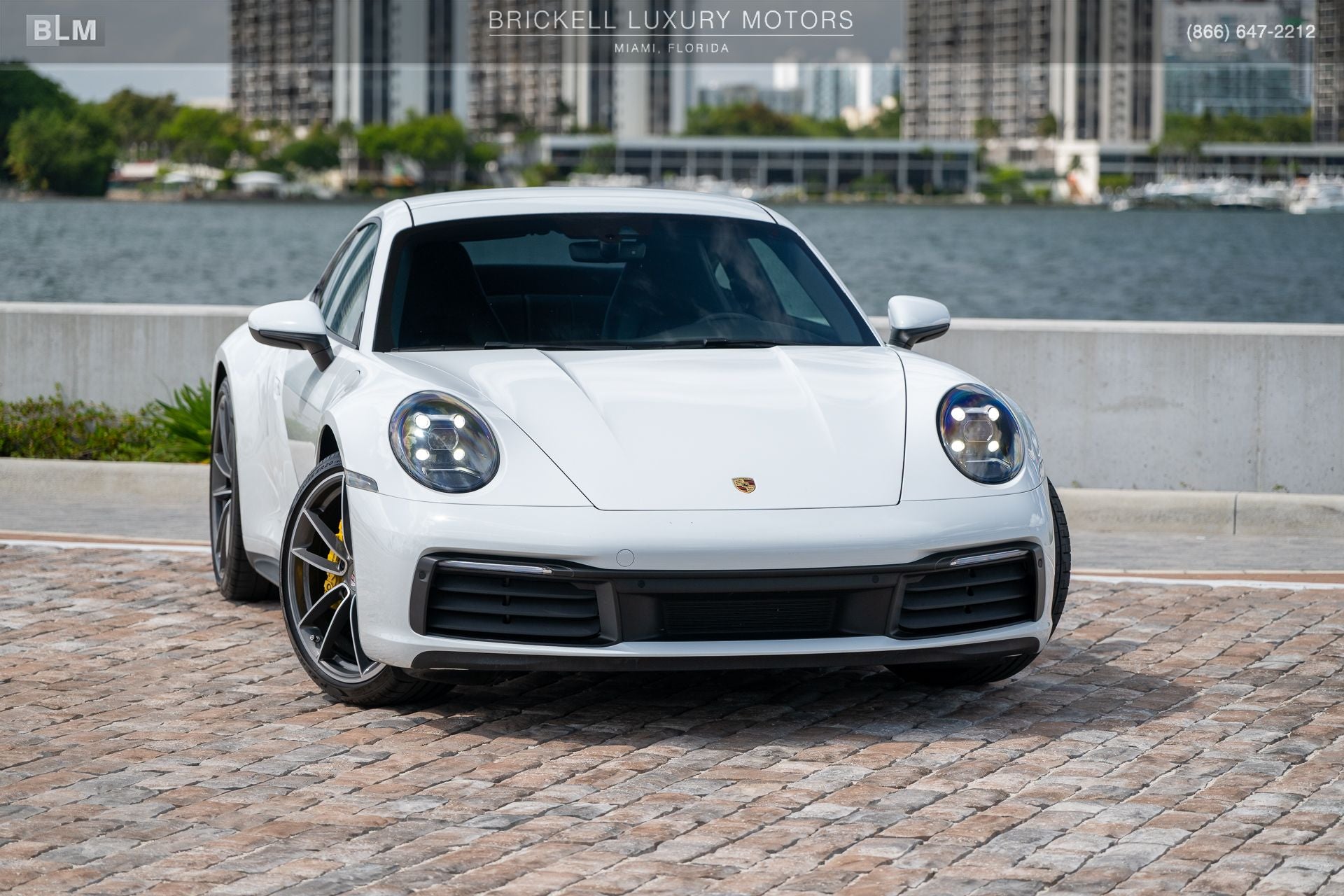 2020 Porsche 911 Carrera